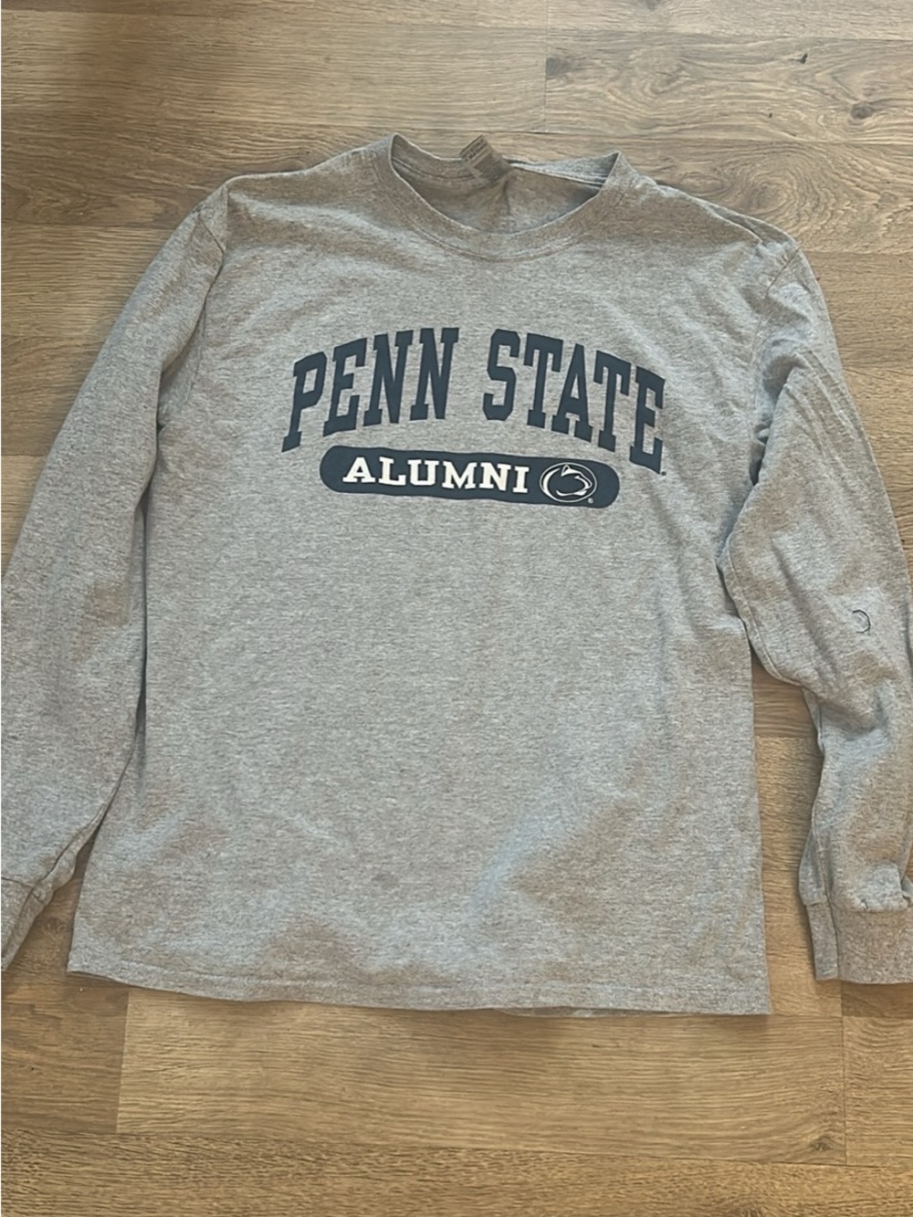 Penn State Alumni Long-Sleeve Tee - Gray